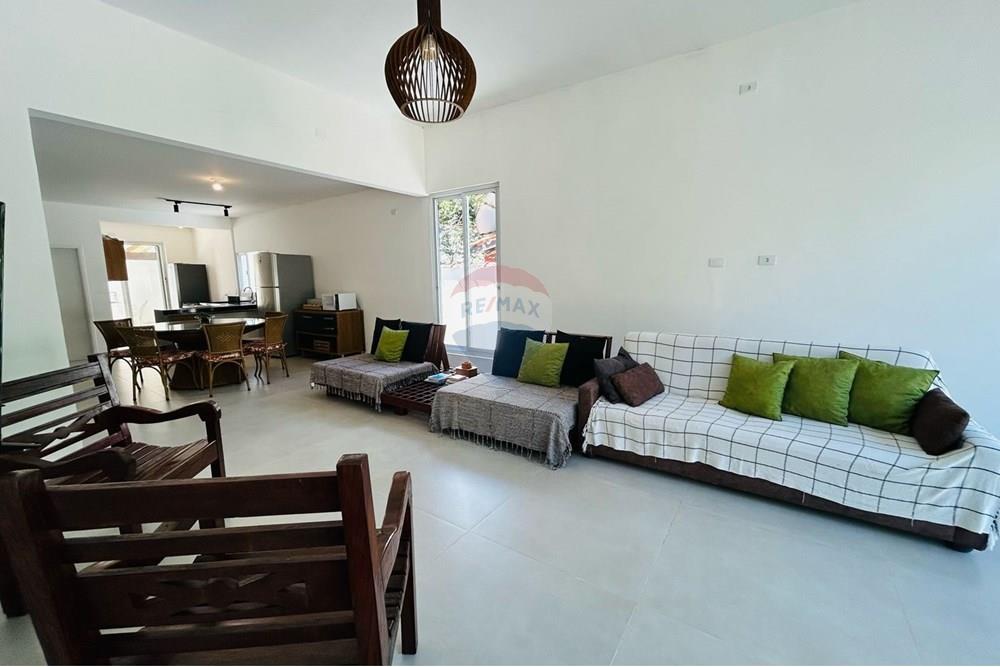 Casa - Venda - São Sebastião , São Paulo - f22f7cb9-2d4f-4d03-9142-d20c984a29e4.jpg - Sala - 631461002-23