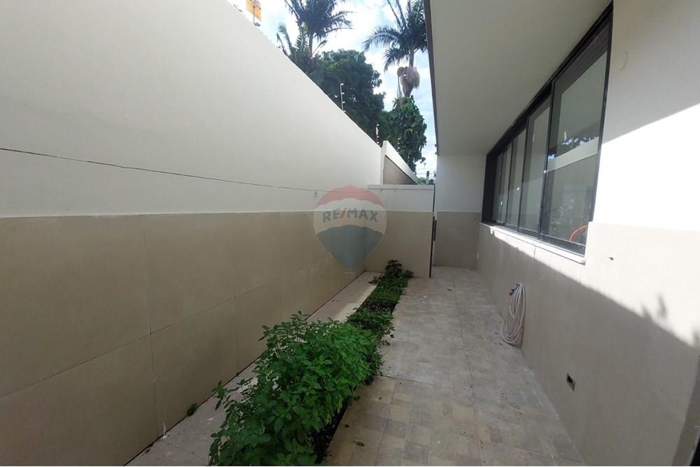 Casa Comercial - Alugar - São José dos Campos , São Paulo - WhatsApp Image 2025-11-04 at 10.00.04.jpeg - 631471032-36