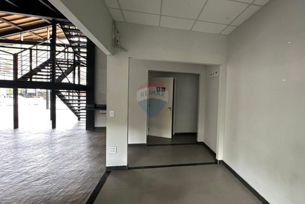 Ponto Comercial/ Loja - Alugar - Petrópolis , Rio de Janeiro - jeep 3.jpg - 631611008-32