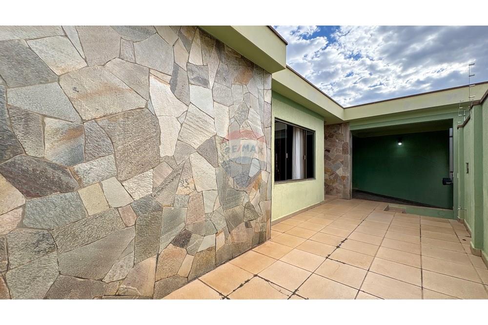 Casa - Venda - Botucatu , São Paulo - 41-DJI_20250411_155252_815.jpg - 630481080-13