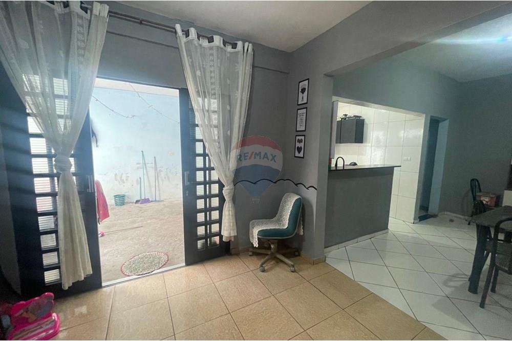 Casa à venda com 3 quartos, 218m² - Foto 31