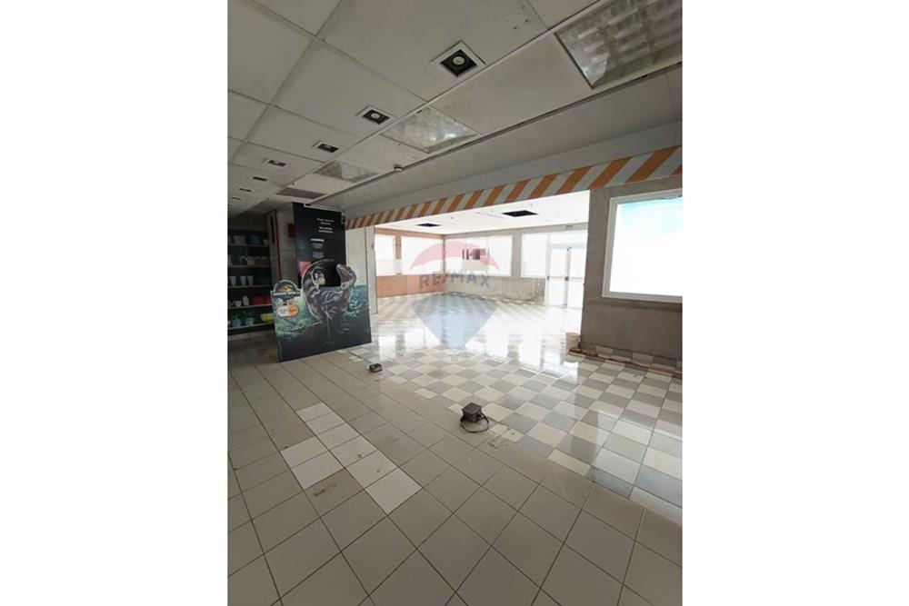 Outros - Alugar - São Roque , São Paulo - WhatsApp Image 2025-09-17 at 11.27.45.jpeg - 631601009-41