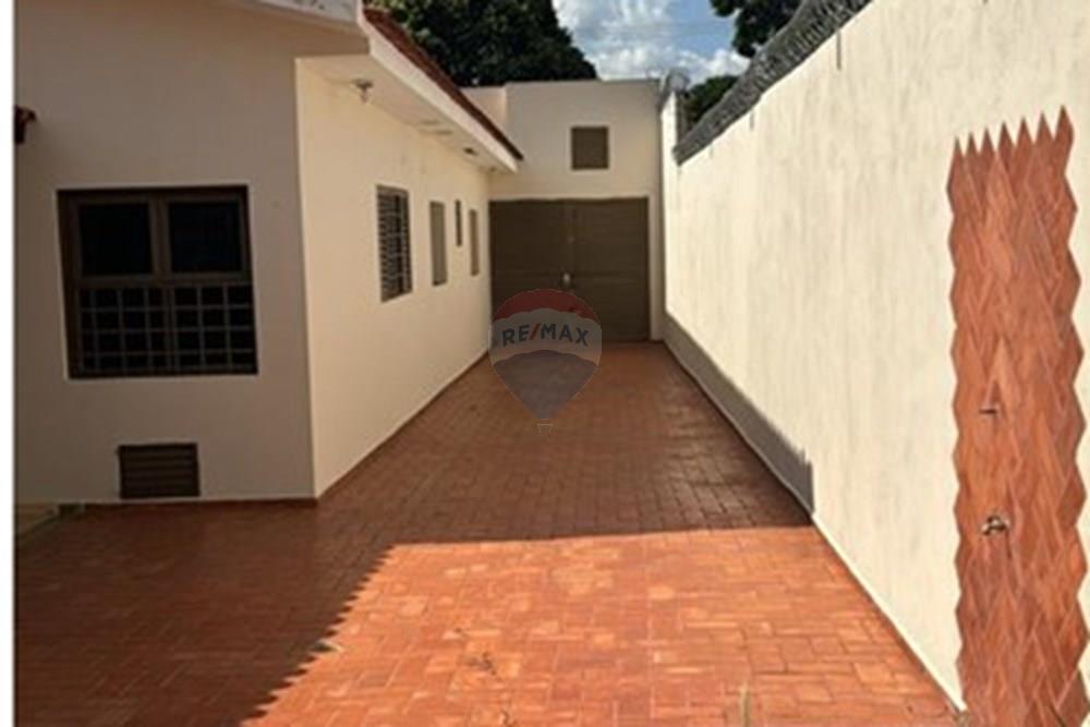 Casa com 3 quartos à venda, 250m² — foto 14 de 21