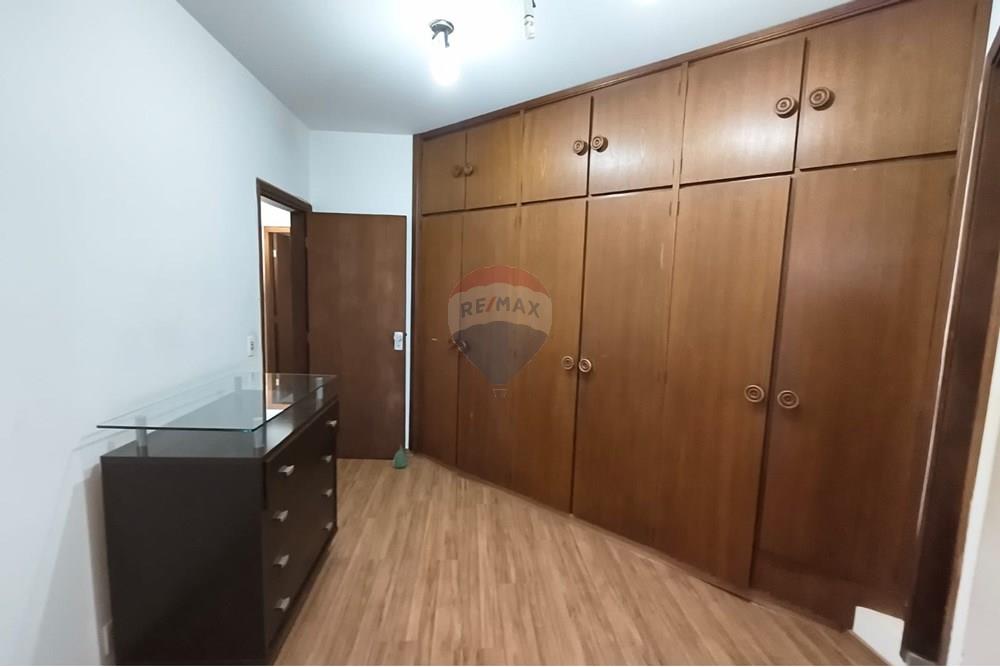 Casa com 3 quartos à venda, 422m² — foto 6 de 19