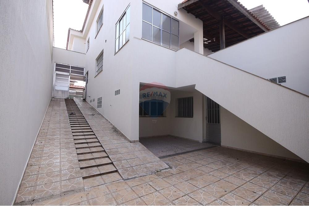 Sobrado - Venda - Guarulhos , São Paulo - 015 quintal e garagem (2).jpg - 631271003-16