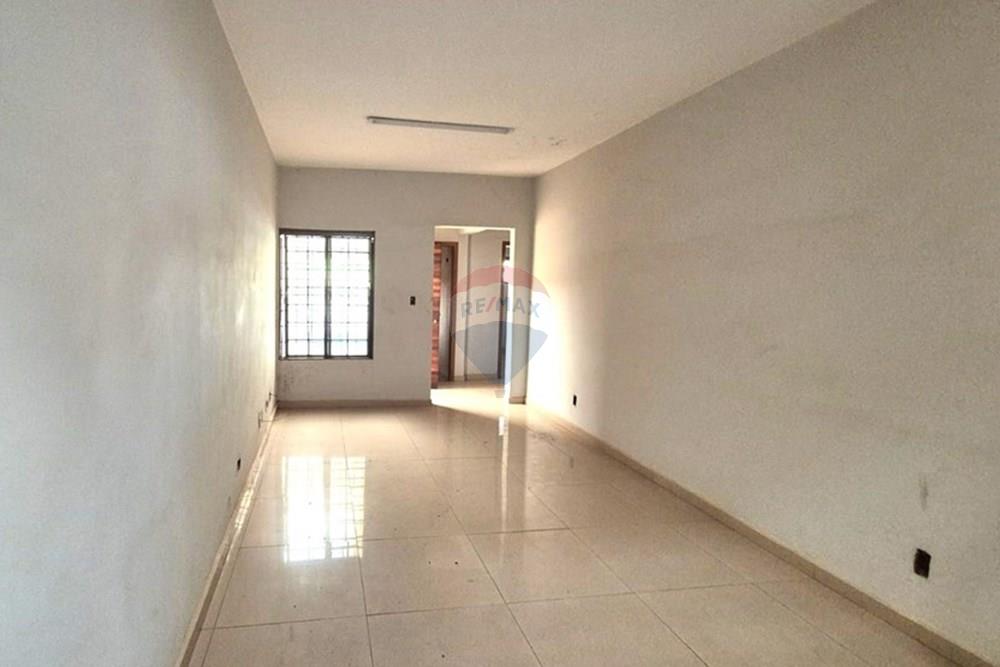 Casa com 3 quartos à venda, 250m² — foto 18 de 21