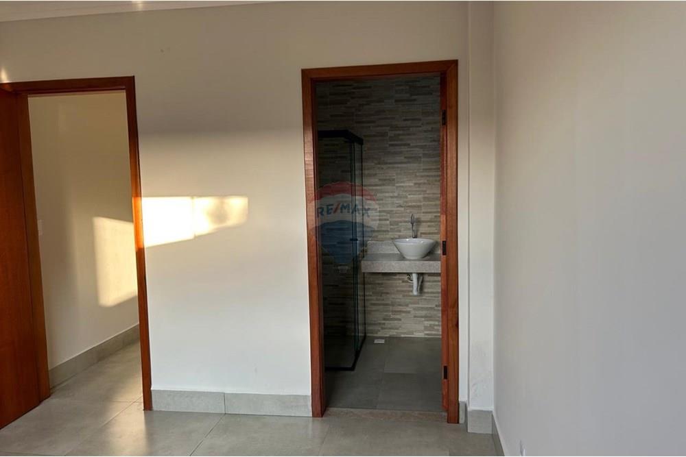 Casa - Alugar - Botucatu , São Paulo - WhatsApp Image 2025-09-09 at 17.38.46 (9).jpeg - 630481137-23