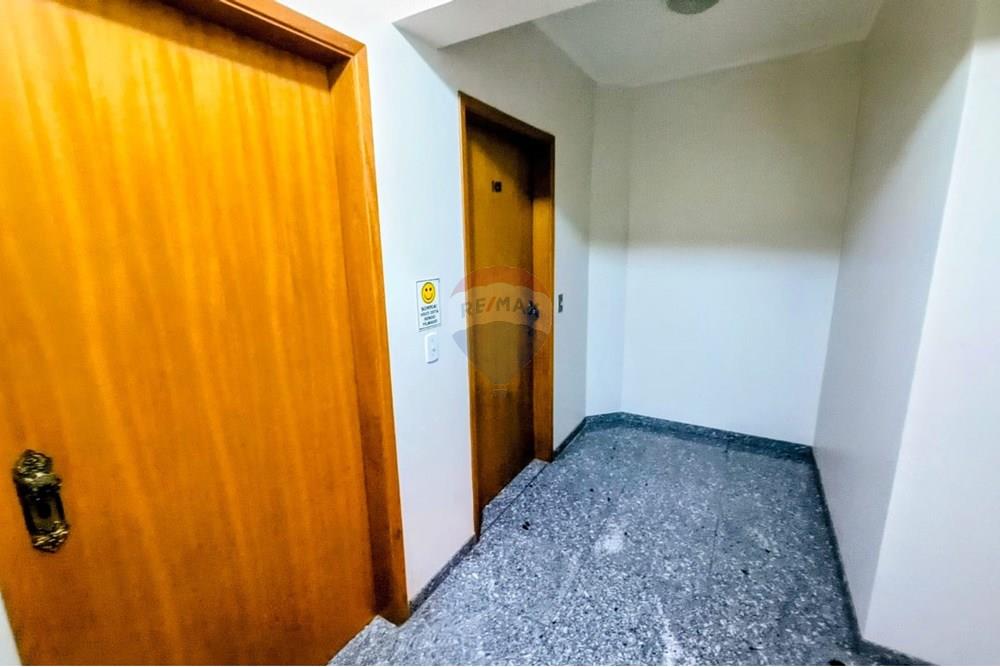 Apartamento com 3 quartos à venda, 215m² — foto 18 de 18