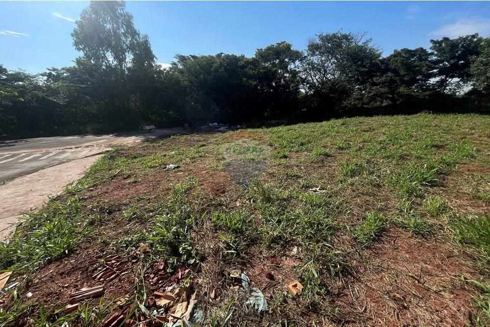 Terreno / Lote / Condomínio  à venda, 273m² — foto 6 de 9
