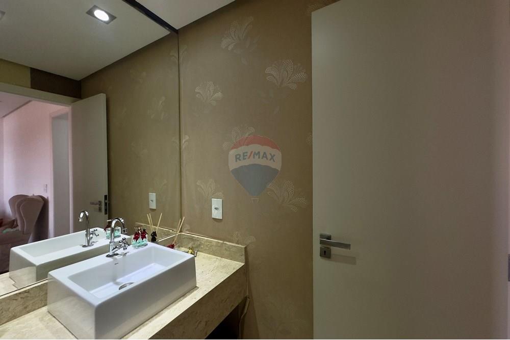 Apartamento com 3 quartos à venda, 193m² — foto 8 de 31