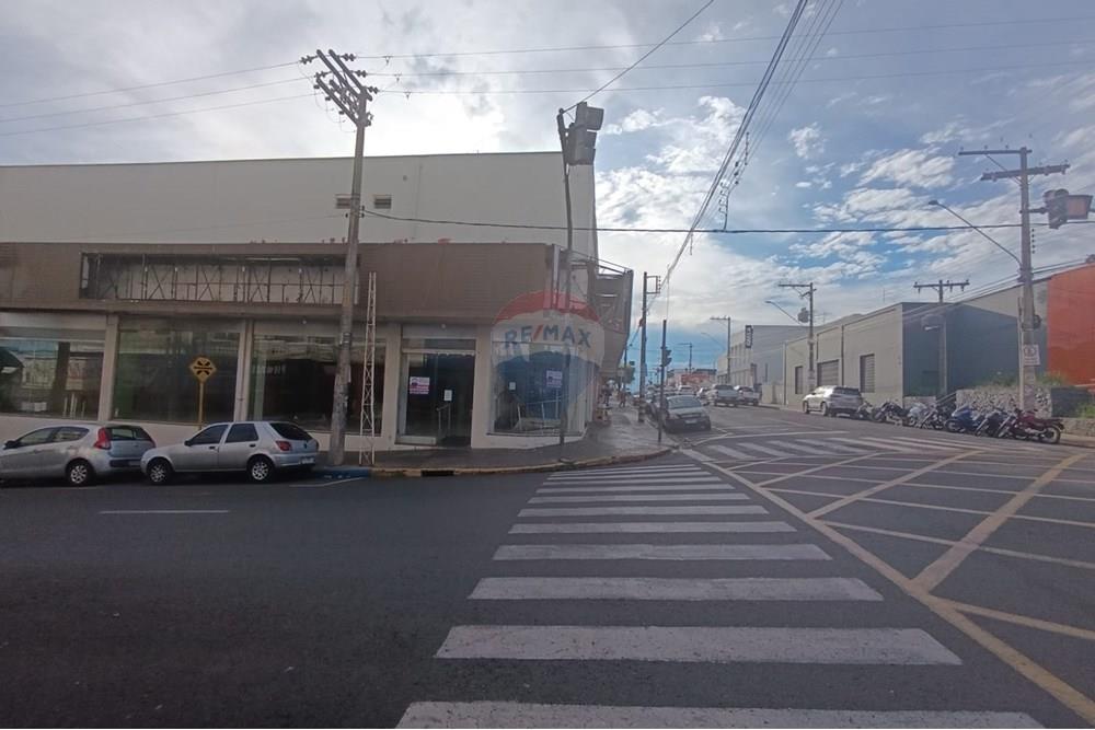 Cj. Comercial/ Sala - Alugar - Andradina , São Paulo - WhatsApp Image 2025-04-04 at 17.05.00.jpeg - 631201035-31