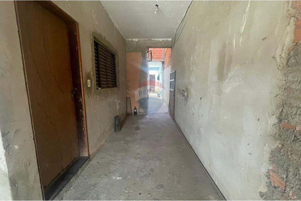 Casa à venda com 3 quartos, 218m² - Foto 40