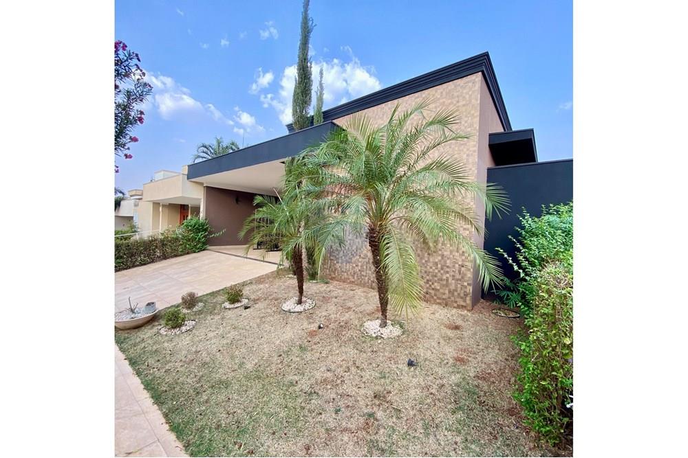Casa de Condomínio com 3 quartos à venda, 228m² — foto 1 de 24