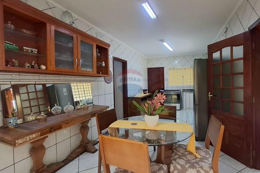 Casa - Alugar - Botucatu , São Paulo - WhatsApp Image 2025-09-02 at 16.24.17 (2).jpeg - 630481079-191