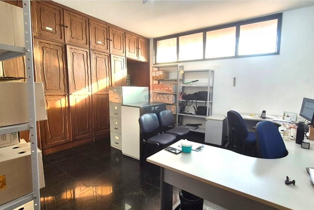 Imóvel Comercial com 20 quartos à venda, 923m² — foto 11 de 27