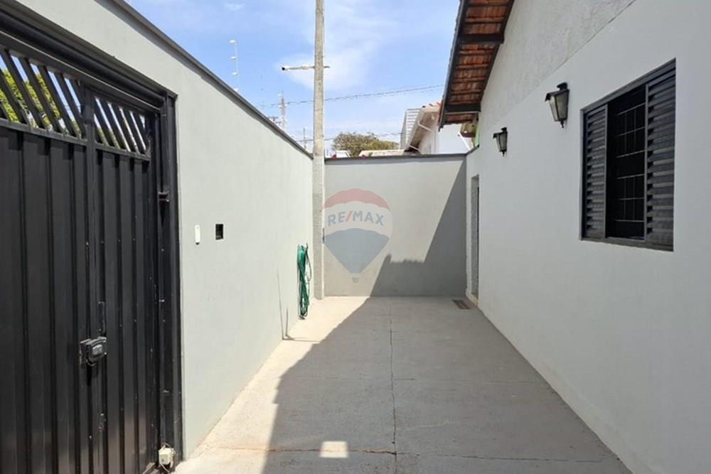 Casa - Alugar - Botucatu , São Paulo - WhatsApp Image 2025-10-14 at 12.47.59 (2).jpeg - 630481079-217