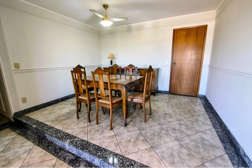 Apartamento com 3 quartos à venda, 215m² — foto 9 de 18