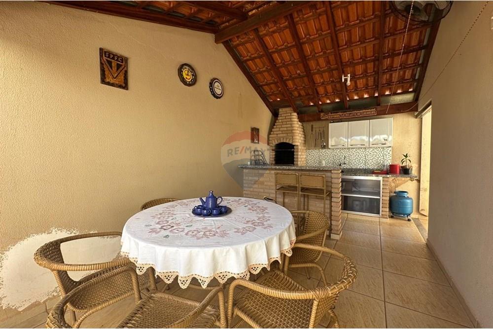 Casa com 3 quartos à venda, 133m² — foto 27 de 31