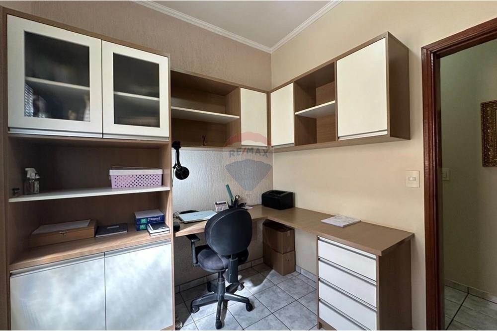 Casa com 3 quartos à venda, 133m² — foto 15 de 31