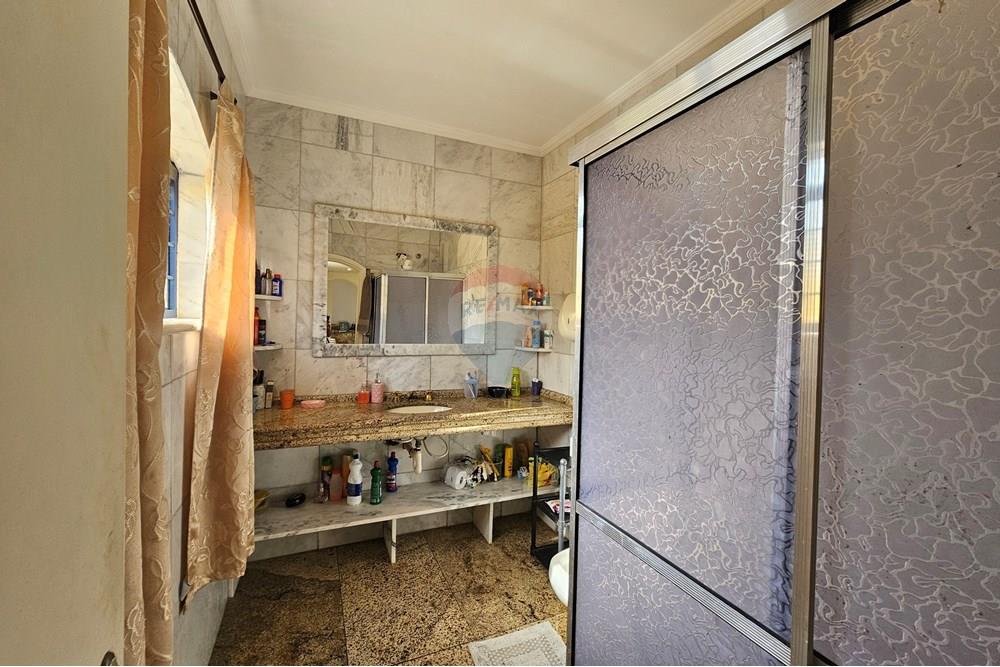 Chácara / Sítio / Fazenda - Venda - Araçoiaba da Serra , São Paulo - 20250508_144123.jpg - Banheiro - 630601140-26