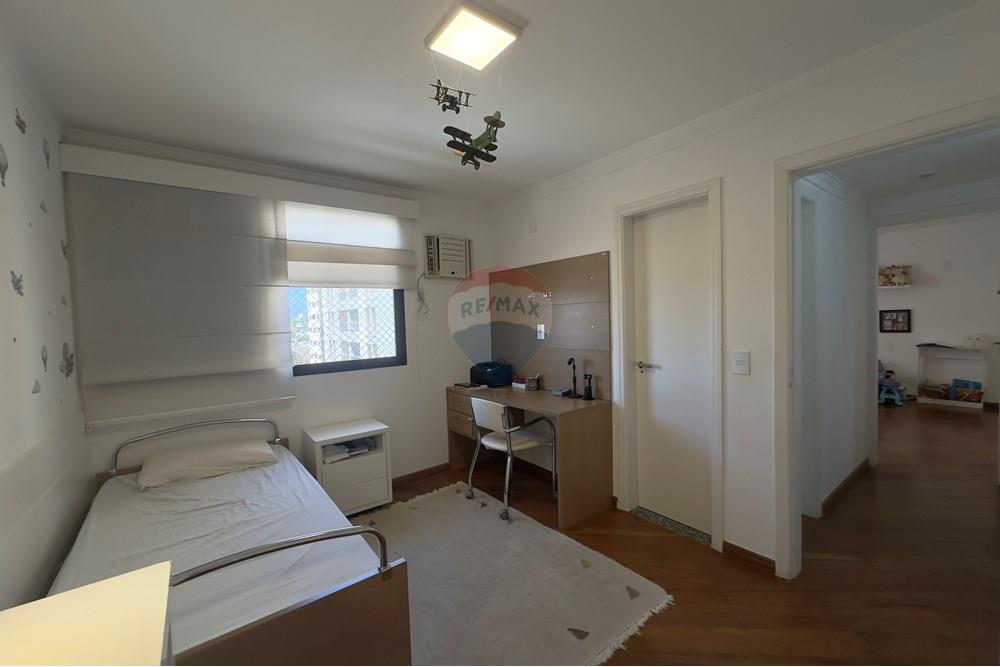 Apartamento com 3 quartos à venda, 193m² — foto 23 de 31