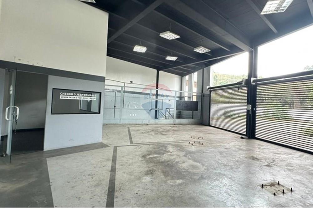 Ponto Comercial/ Loja - Alugar - Petrópolis , Rio de Janeiro - jeep 5.jpg - 631611008-32