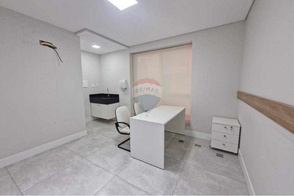 Ponto Comercial/ Loja - Alugar - Botucatu , São Paulo - WhatsApp Image 2025-06-16 at 11.07.18 (2).jpeg - 630111100-3