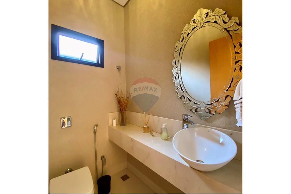 Casa de Condomínio com 3 quartos à venda, 228m² — foto 2 de 24