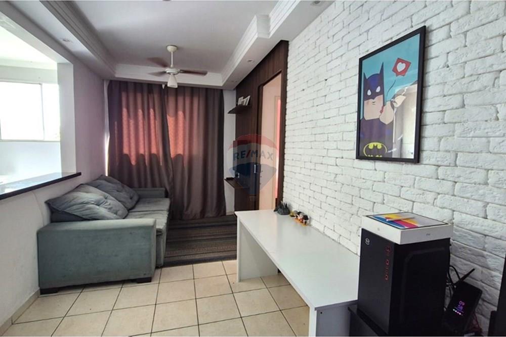 Apartamento com 2 quartos à venda, 45m² — foto 2 de 20