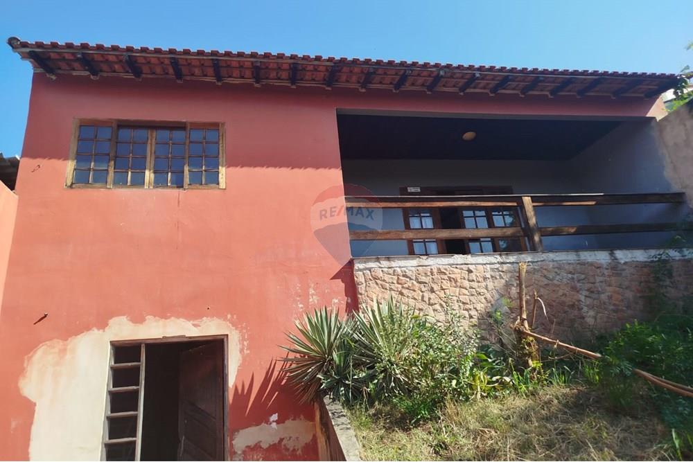 Casa à venda com 3 quartos, 192m² - Foto 4