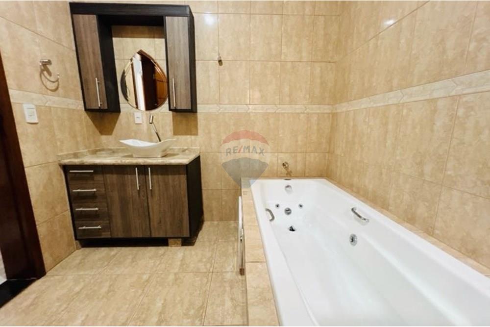 Casa à venda com 3 quartos, 140m² - Foto 9