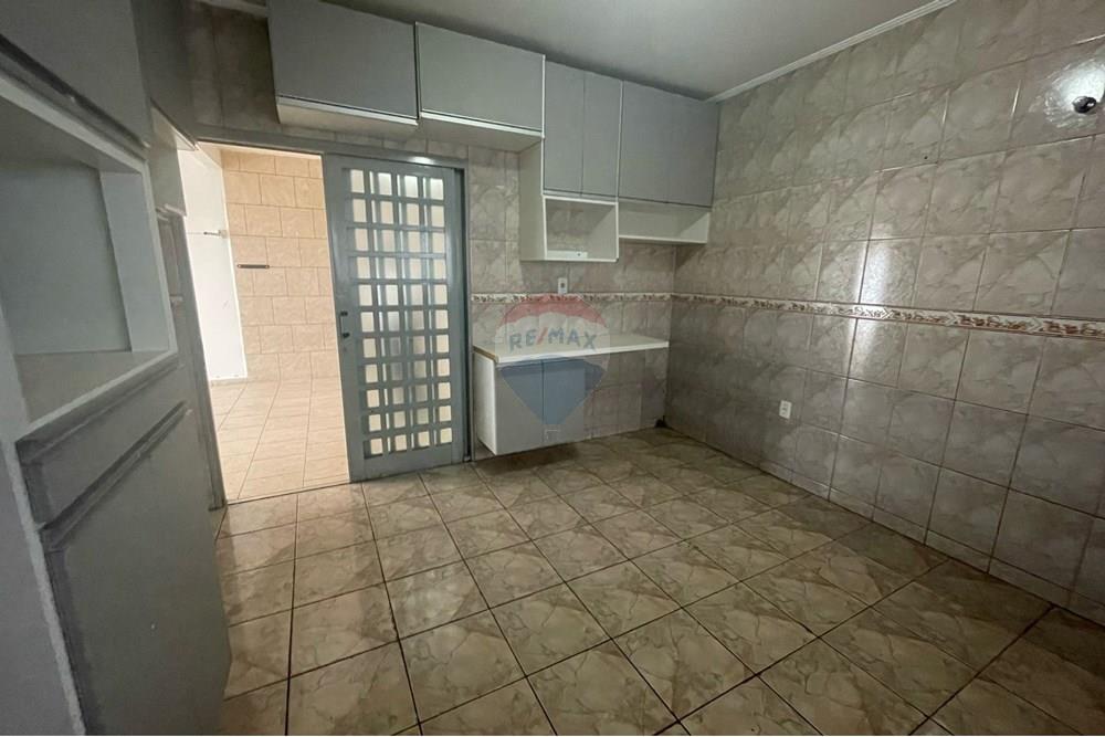 Casa - Alugar - Botucatu , São Paulo - WhatsApp Image 2025-02-12 at 20.18.14 (1).jpeg - 630481079-177