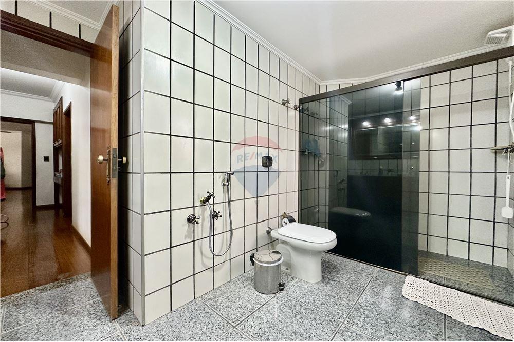 Apartamento com 3 quartos à venda, 134m² — foto 14 de 24