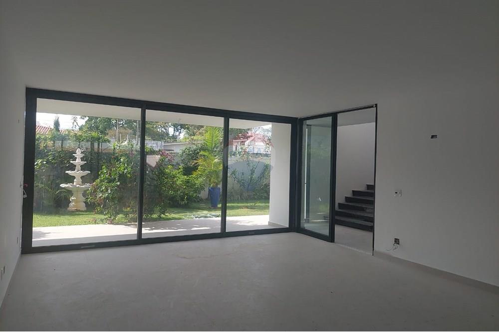 Casa Comercial - Alugar - São José dos Campos , São Paulo - WhatsApp Image 2025-11-04 at 10.00.10.jpeg - 631471032-36