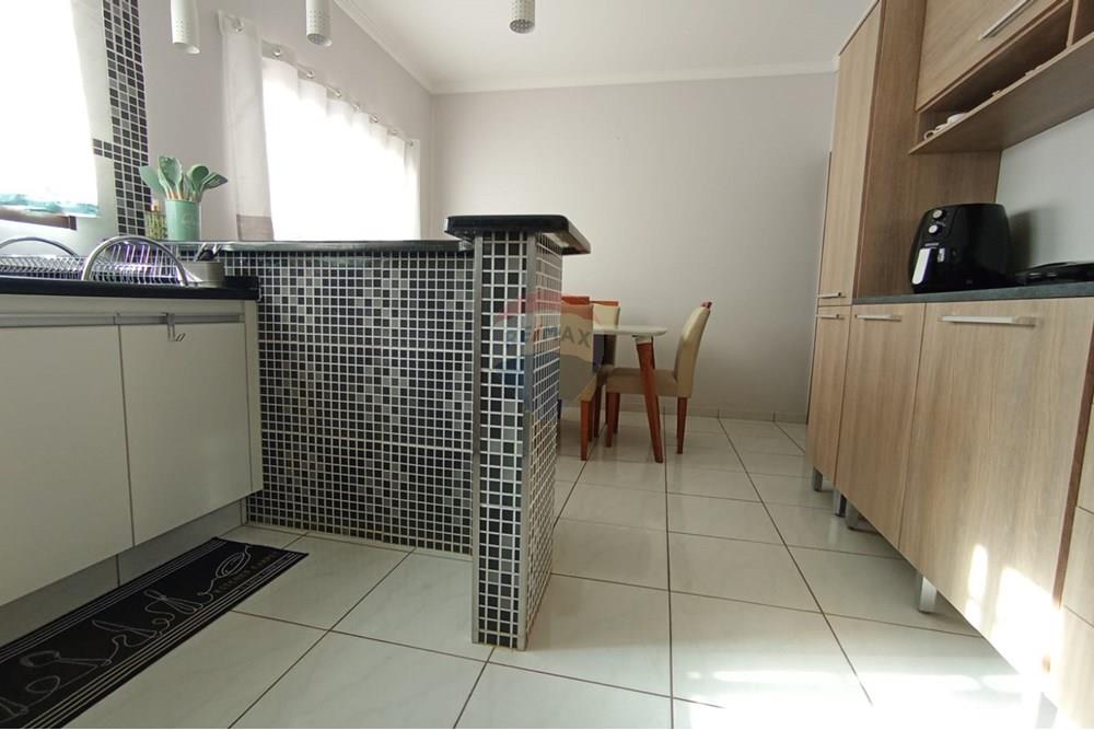 Casa com 2 quartos à venda, 160m² — foto 8 de 19