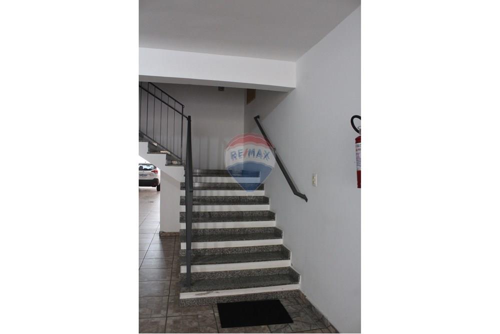 Apartamento - Alugar - Santo André , São Paulo - R Atibaia Aluga - Garagem & escadas (5).jpg - 631341009-9