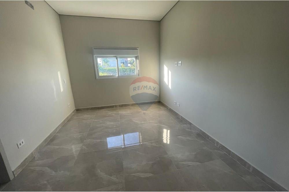 Casa de Condomínio à venda com 3 quartos, 300m² - Foto 9