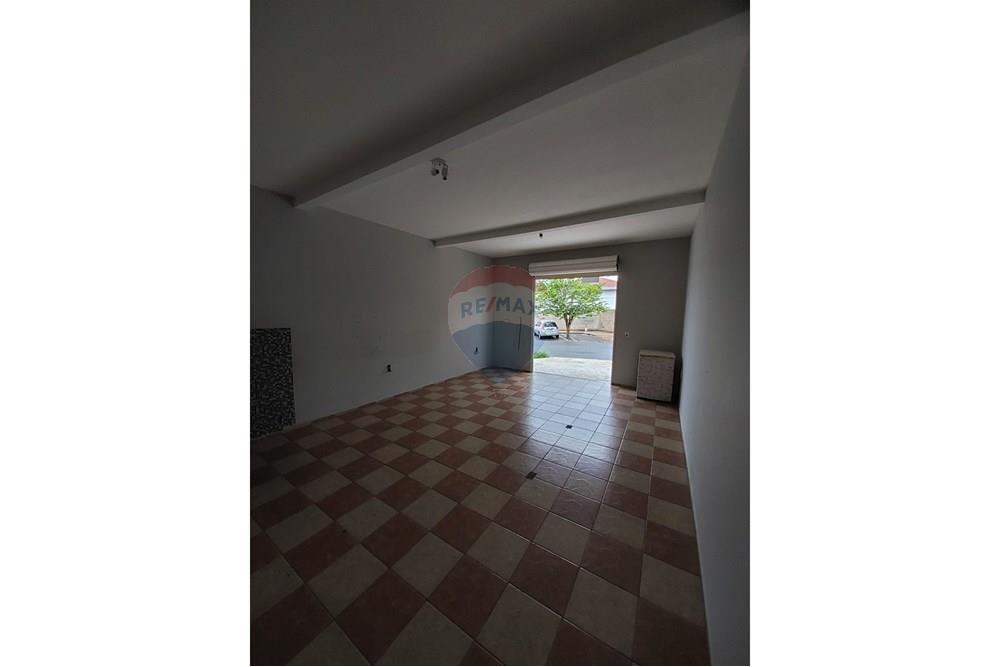 Casa - Venda - Botucatu , São Paulo - Imagem do WhatsApp de 2025-02-28 à(s) 13.04.40_69630477.jpg - 630481055-76