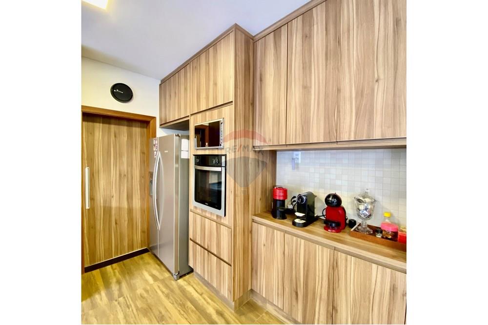 Casa de Condomínio com 3 quartos à venda, 228m² — foto 14 de 24