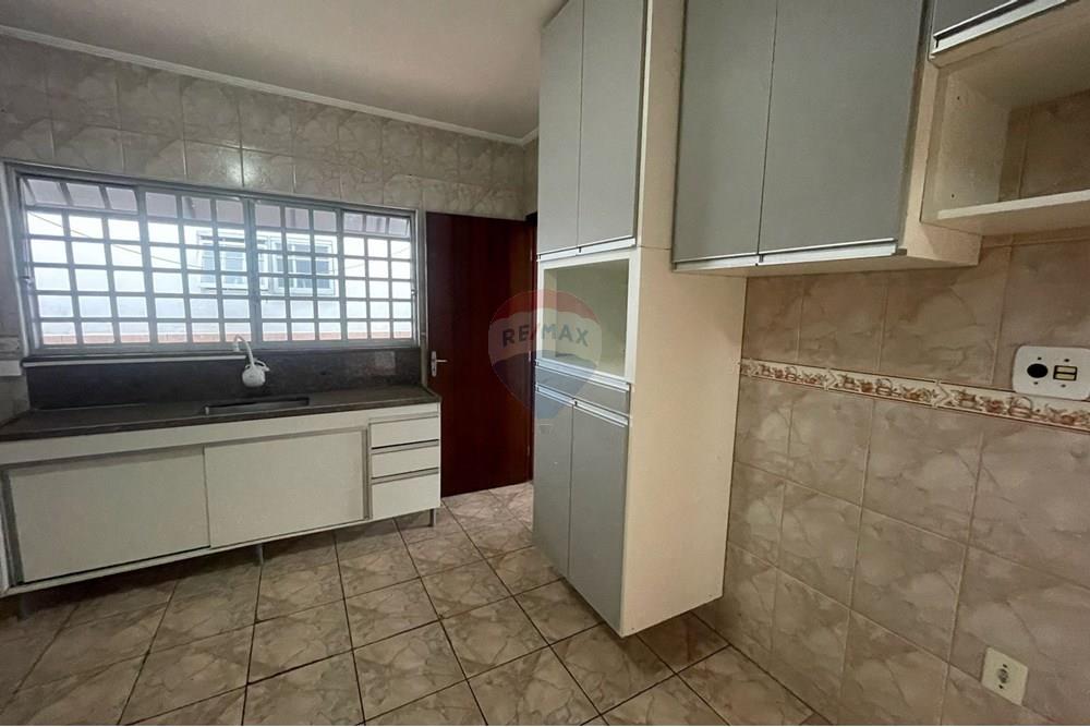 Casa - Alugar - Botucatu , São Paulo - WhatsApp Image 2025-02-12 at 20.18.11.jpeg - 630481079-177