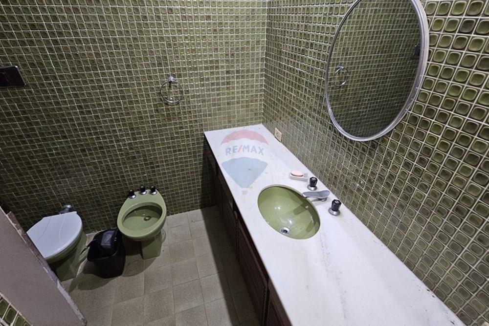 Chácara / Sítio / Fazenda - Venda - Araruama , Rio de Janeiro - BANHEIRO SUÍTE.JPG - 631591007-11