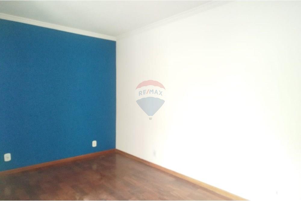 Casa à venda com 4 quartos, 285m² - Foto 21