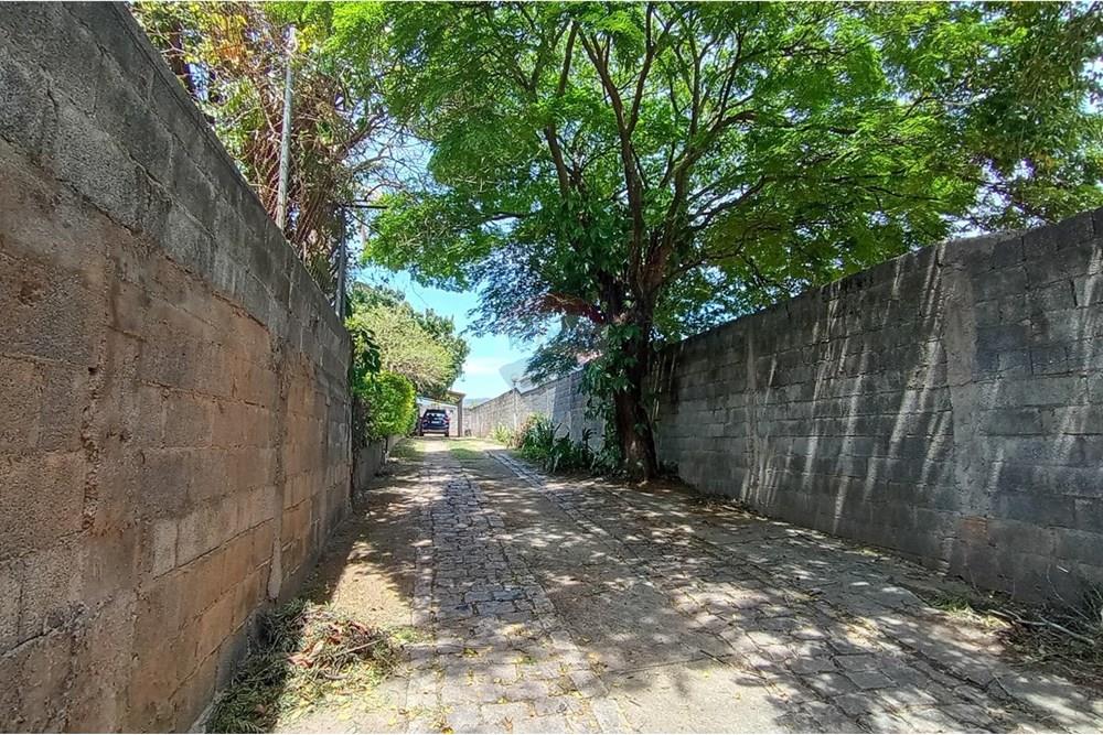 Casa - Venda - Cabreúva , São Paulo - Ivo corredor da entrada da garagem.jpg - 630531013-13