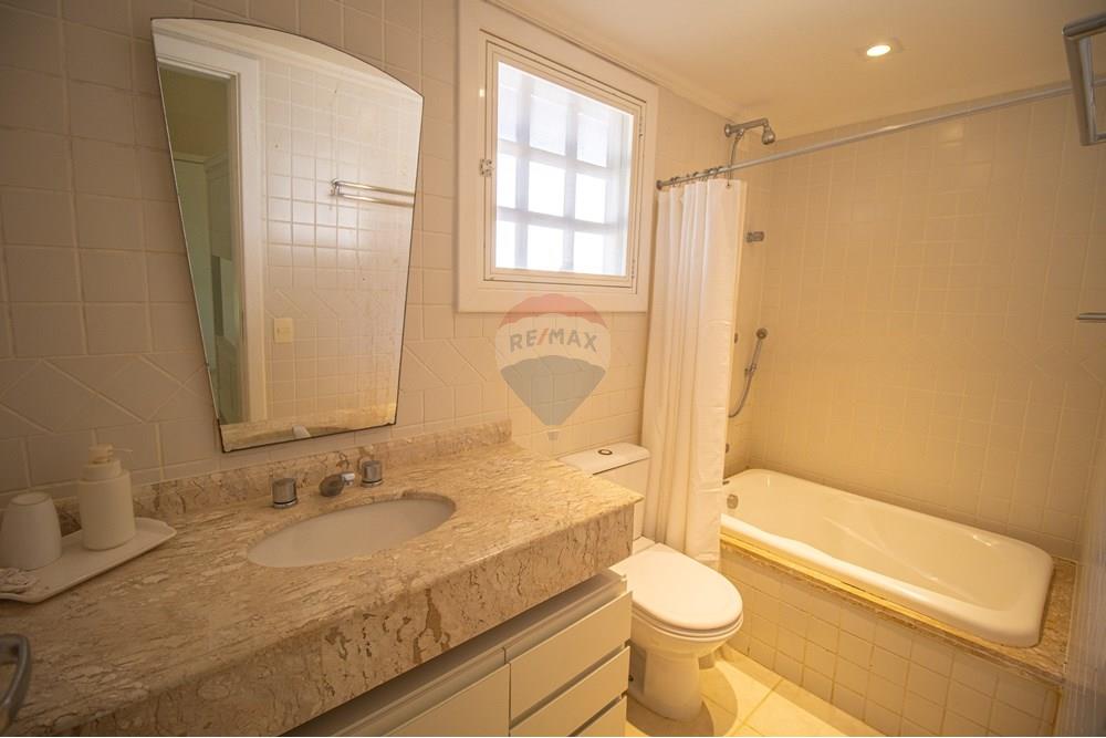 Casa de Condomínio - Venda - São Sebastião , São Paulo - Casa na praia Camburi banheira 2.jpg - 631461029-15