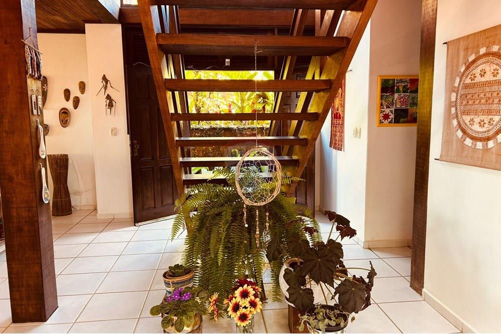 Casa - Venda - São Sebastião , São Paulo - escada 01.jpg - Corredor - 631461002-43