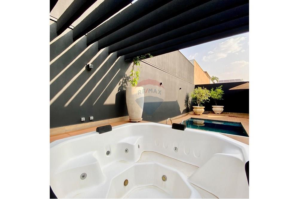 Casa de Condomínio com 3 quartos à venda, 228m² — foto 16 de 24