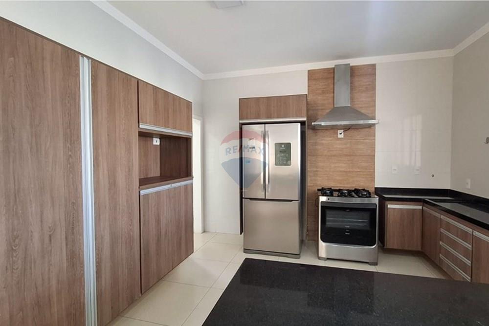 Casa - Alugar - Botucatu , São Paulo - WhatsApp Image 2025-09-02 at 14.21.47.jpeg - 630481079-189