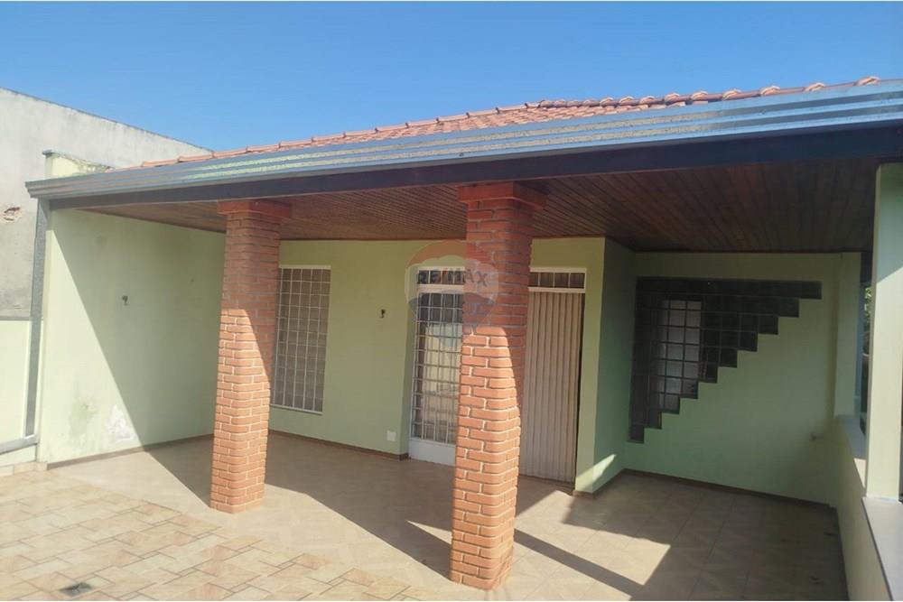 Casa à venda com 4 quartos, 285m² - Foto 3