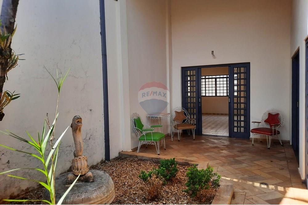 Sobrado - Venda - Botucatu , São Paulo - Imagem do WhatsApp de 2024-09-02 à(s) 15.07.20_a33314df.jpg - 630111006-914