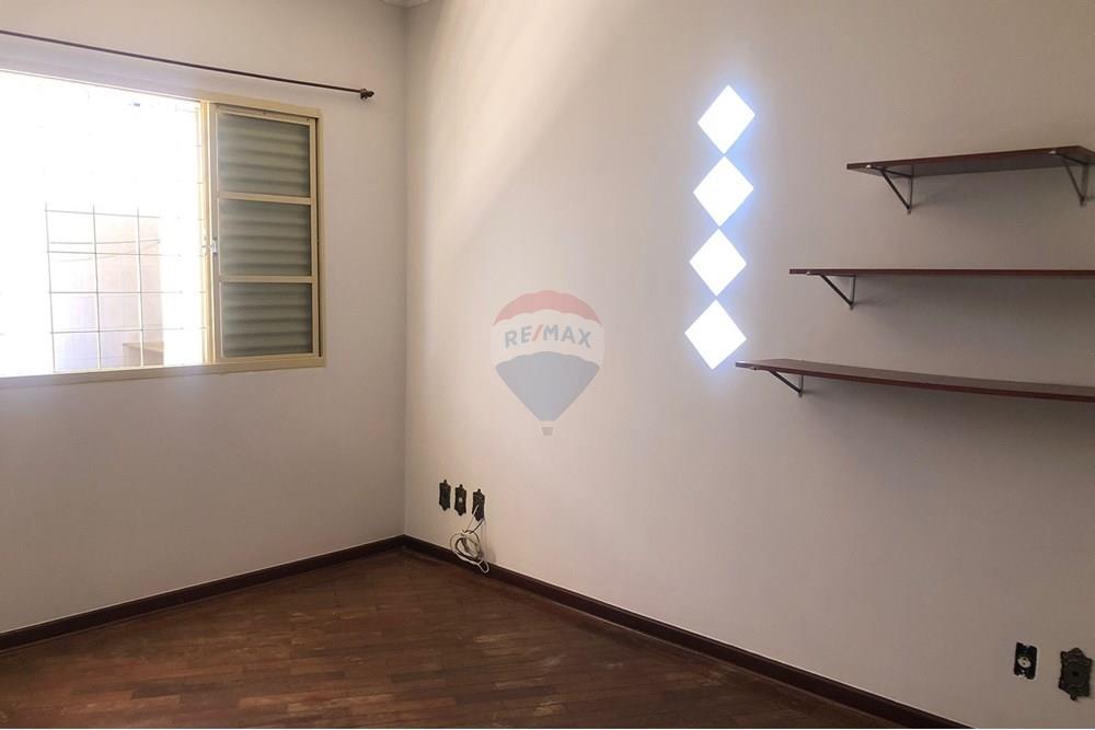 Casa - Alugar - Botucatu , São Paulo - WhatsApp Image 2024-11-11 at 12.01.14 (1).jpeg - 630481082-80